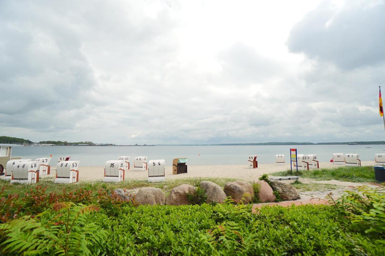 Ferienwohnung Strandhuepfer - Direkt Am Meer Eckernförde Exteriér fotografie